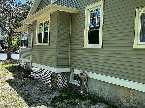 2nd image of 108 Longboat Ave