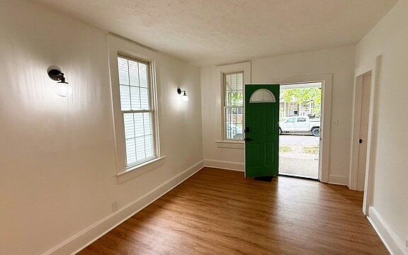 2nd image of 1750 S Talbott St