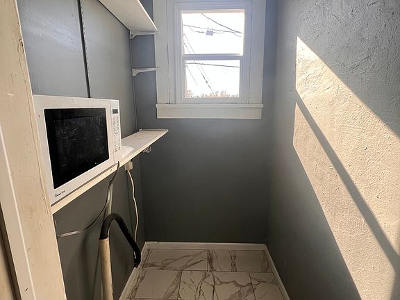 3rd image of 432 Clark Ave APT B