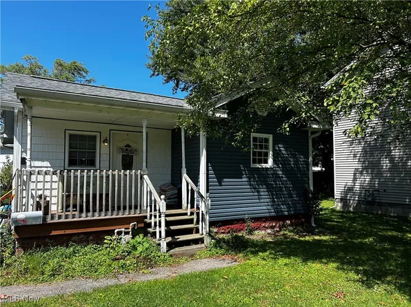 509 Orchard St, Fairport Harbor, OH 44077