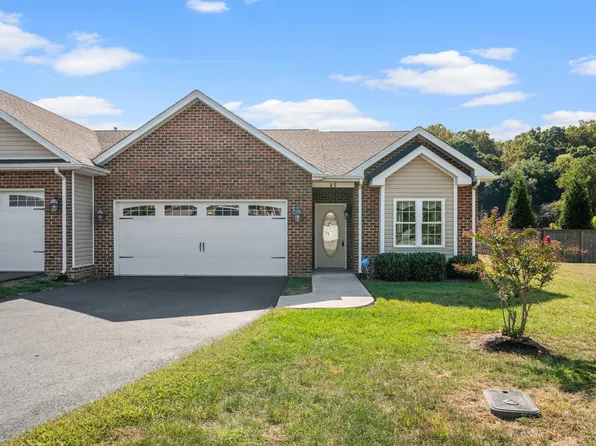 45 Brookfield Ct, Roanoke, VA 24012