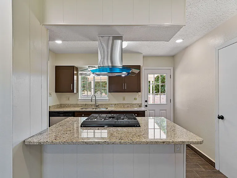 2608 Dan Sikes Dr — Photo 8
