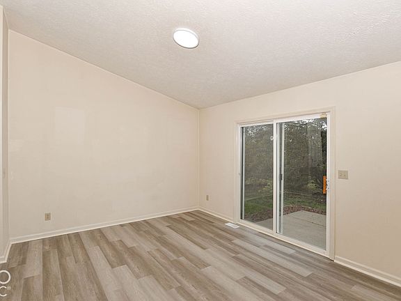 4th image of 7575 Monterey Cir