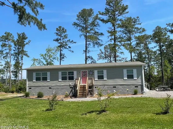 300 Fantasy Island Road, Belhaven, NC 27810