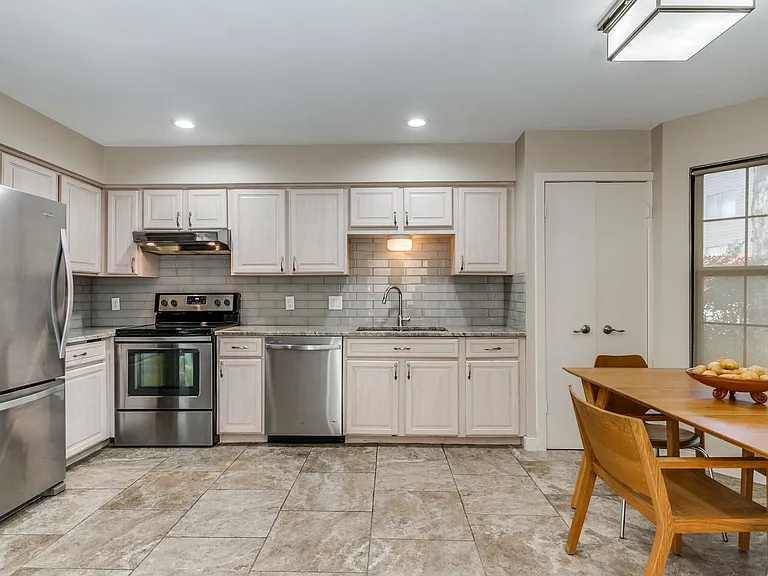 7711 Callaghan Rd #301 — Photo 15