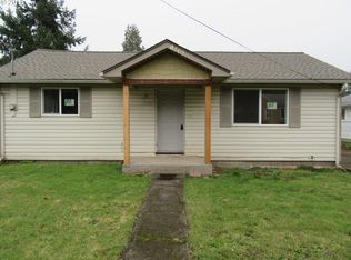 1030 Cedar St, Sweet Home, OR 97386