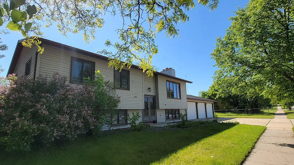 Brownstone Gardens East Longmeadow Ma Fasci Garden