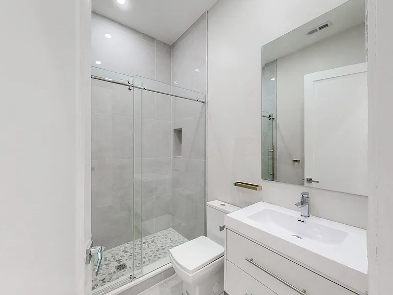 1 Jackson St #201 — Photo 10