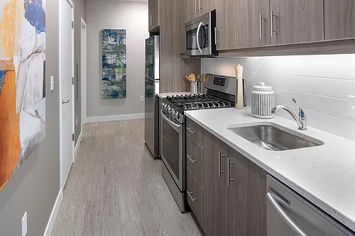Division Terrace Apartments Photo 1