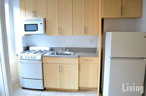 Rented by Living New York | media 17