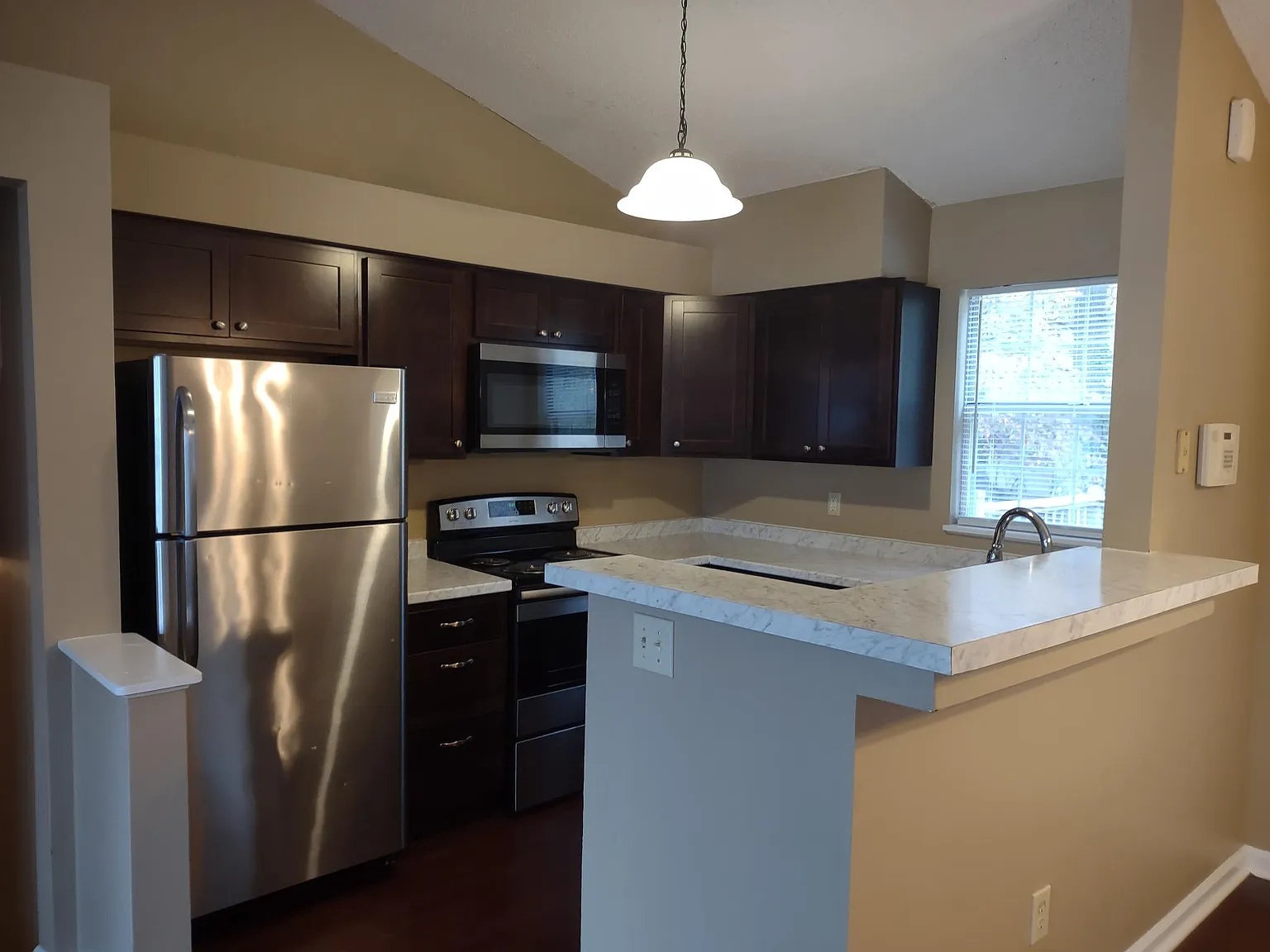 4 bed, 1500 sqft, $1,850 — Photo 4