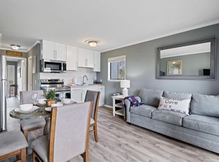 40 Folly Field Rd APT A101, Hilton Head Island, SC 29928