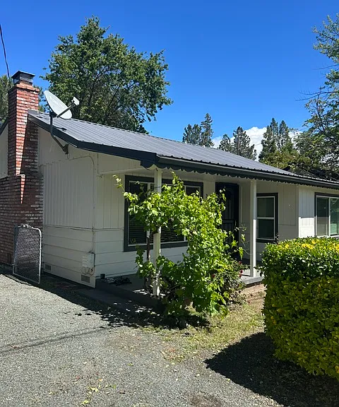 350 10th St — Photo 2