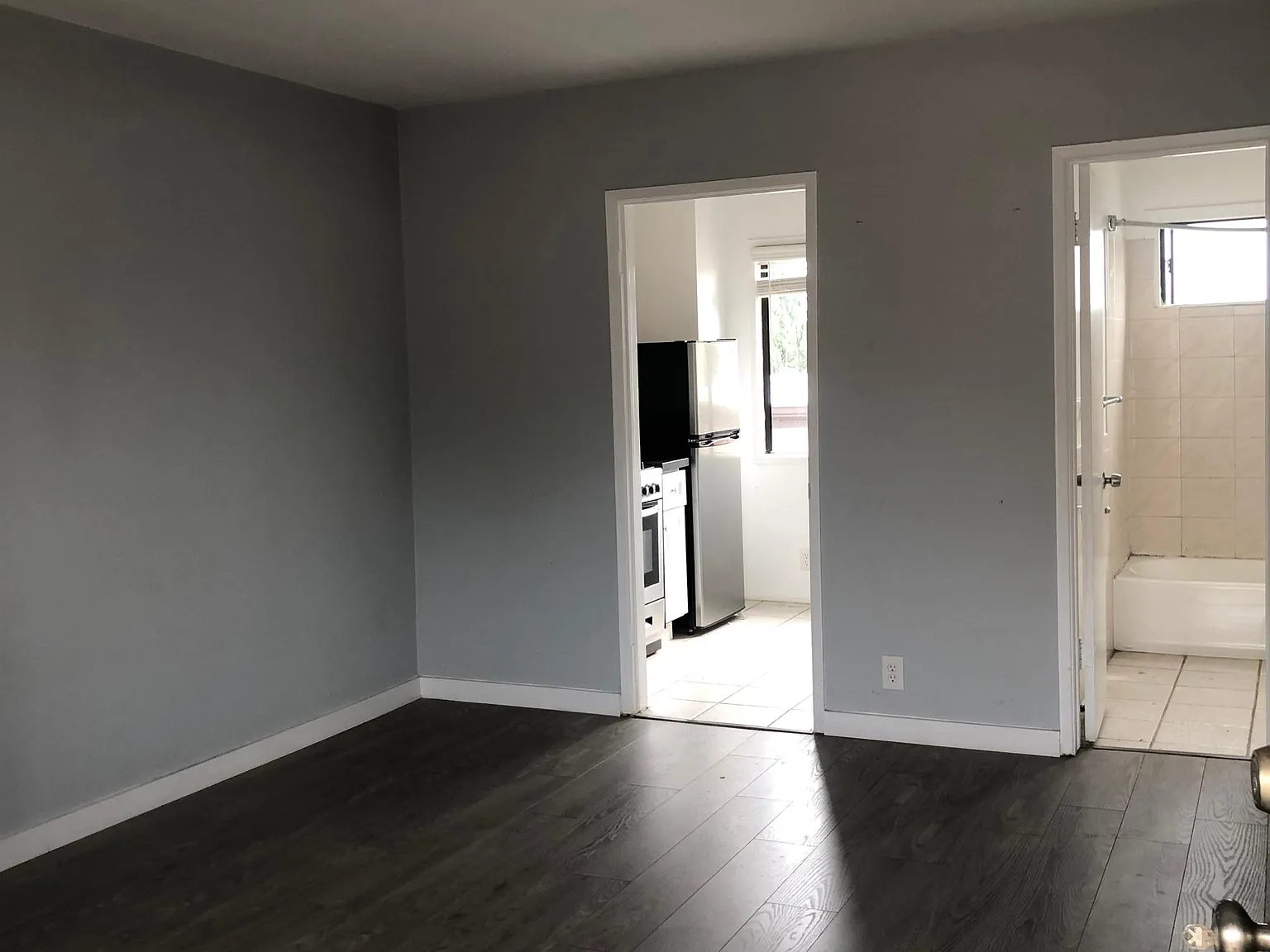 Studio, 455 sqft, $1,995 — Photo 2