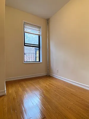 Rented by Beekman Street Realty | media 26