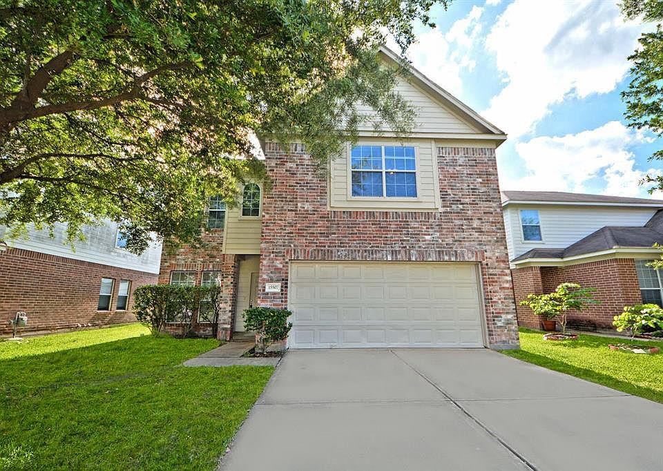 1st image of 15507 Elm Leaf Pl