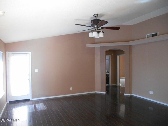 3rd image of 14017 Tierra Vergel Dr