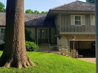 35 E 106th Ter, Kansas City, MO 64114