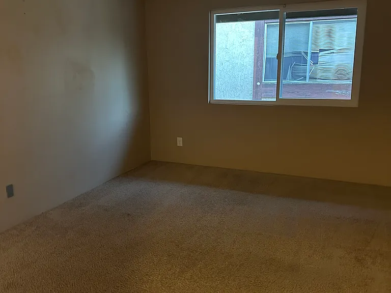 4110 Trevor Ln #C — Photo 25
