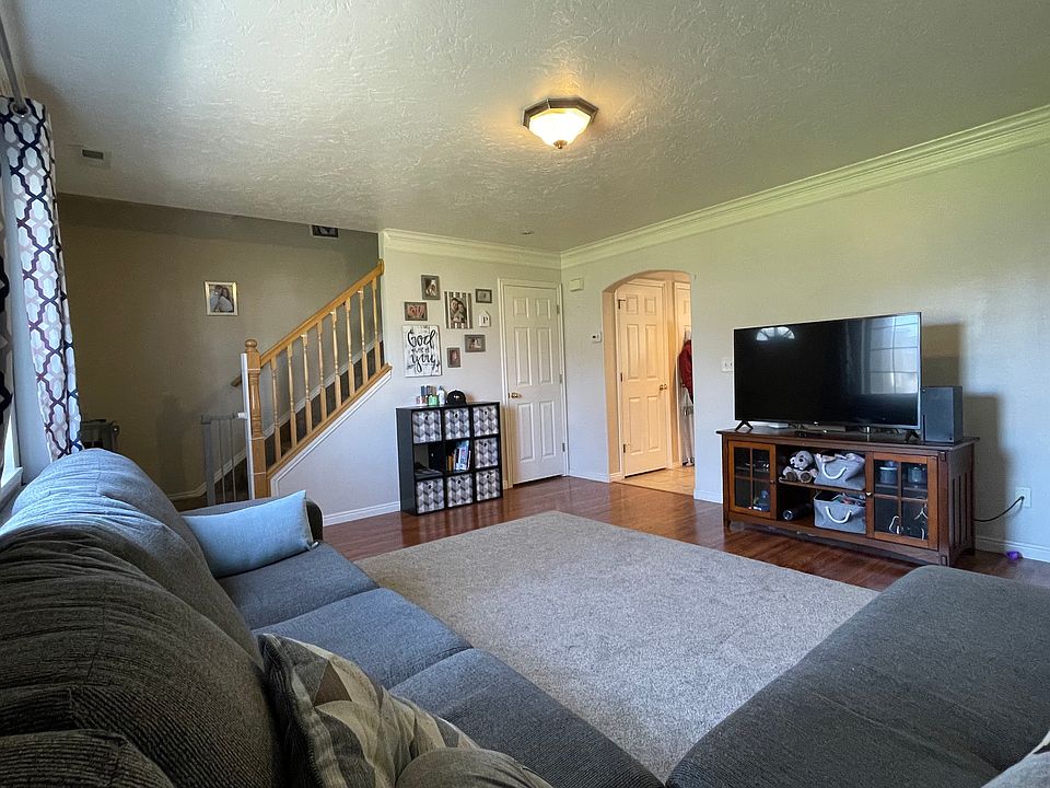 Living Space with Rug Provided