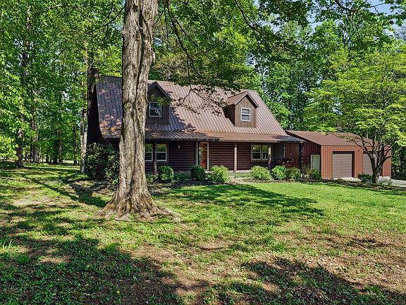 2nd image of 1190 Claypool Boyce Rd