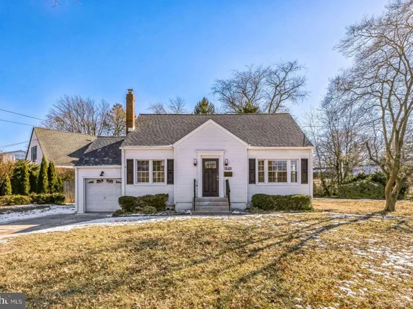 1640 Sycamore St, Haddon Heights, NJ 08035