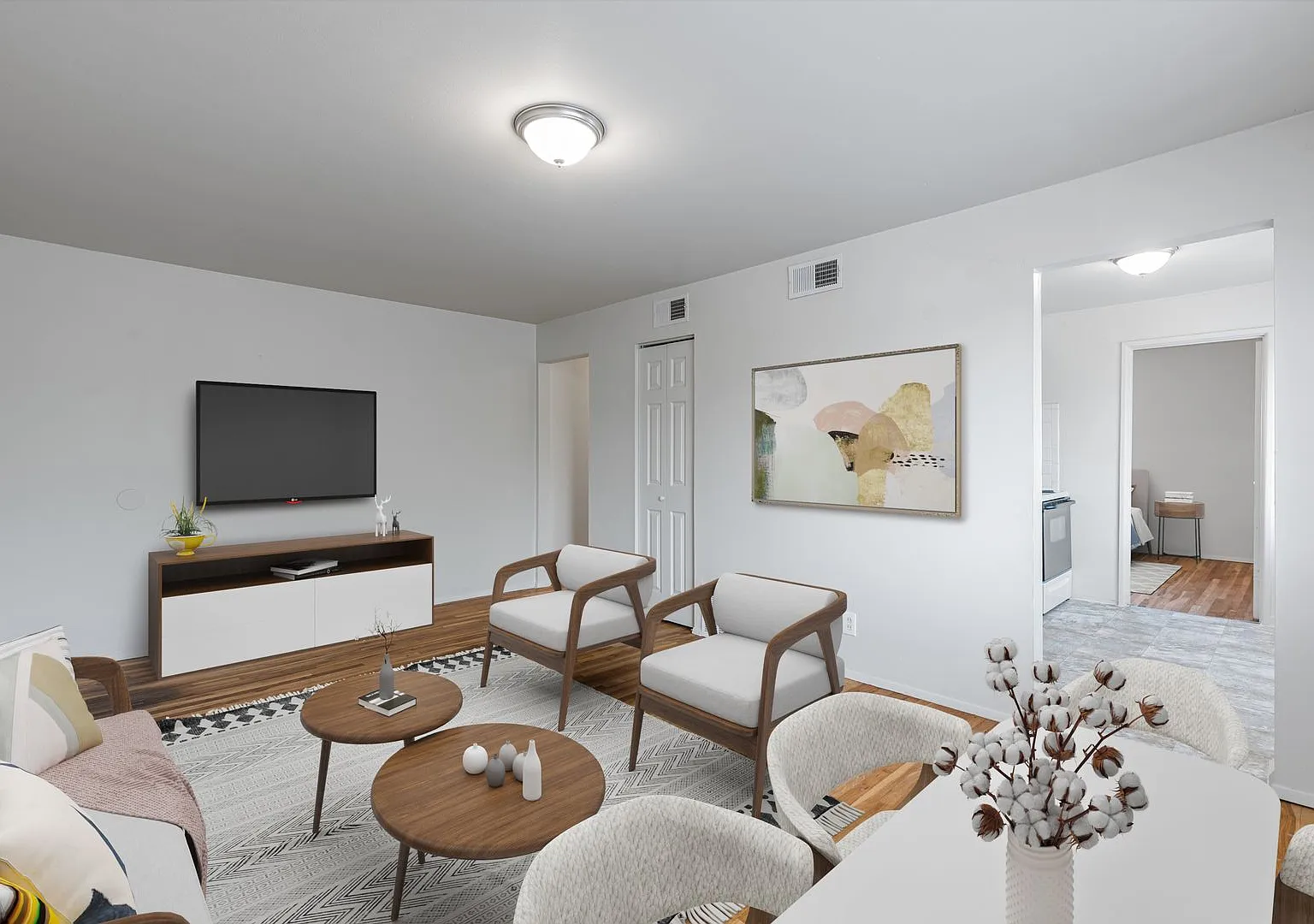 Charbonier Apartments — Photo 2