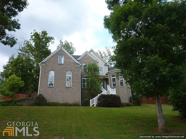 1st image of 166 Alexander Dr