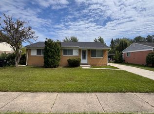 15985 Wellington St, Taylor, MI 48180
