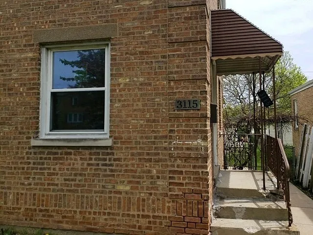 3115 Ernst St photo 1