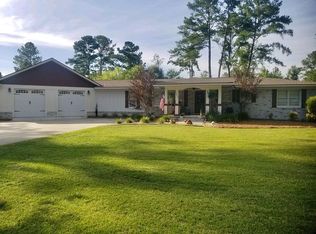 1704 Glenview Dr, Valdosta, GA 31601