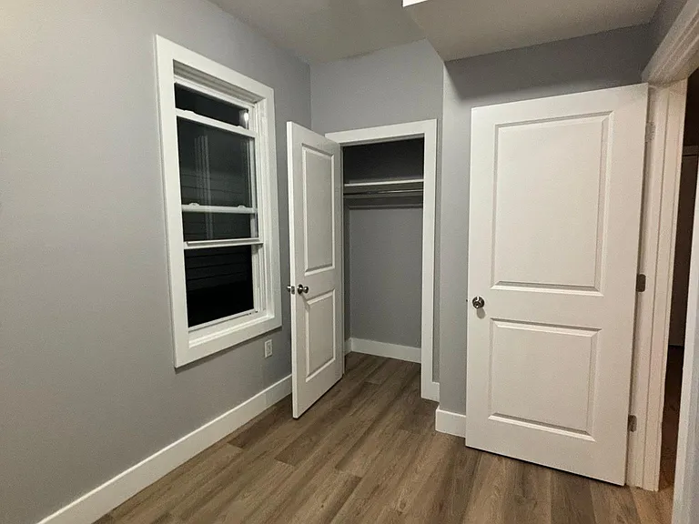 61 16th Ave #4 — Photo 9