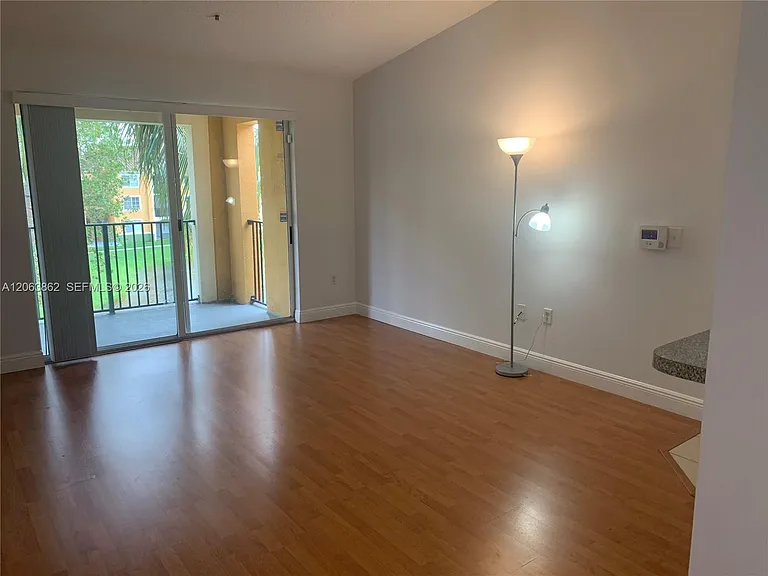 2240 E Preserve Way #302 — Photo 2