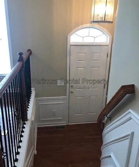 221 Balaban Cir — Photo 15