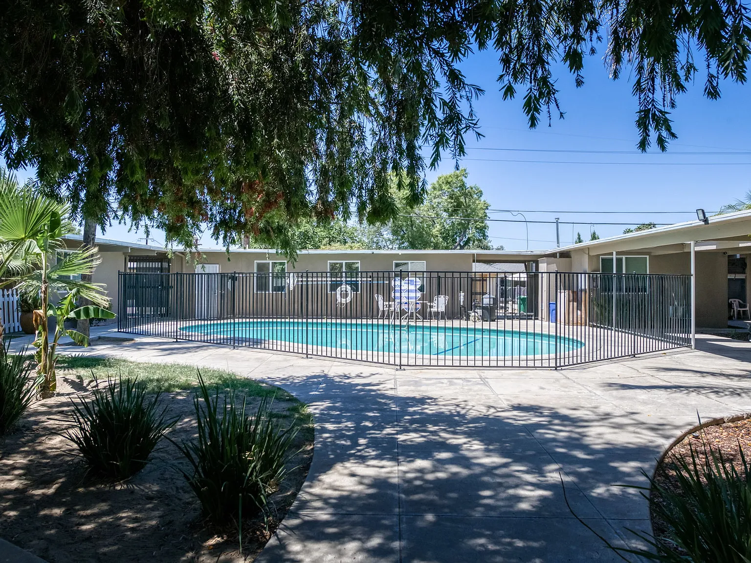 2 bed, 700 sqft, $1,500 — Photo 4