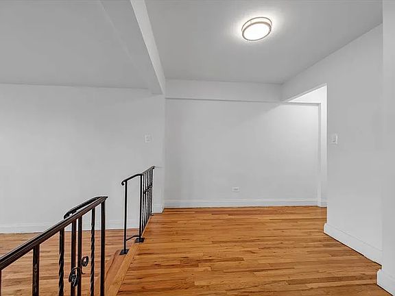 3rd image of 425 E 26th St APT 3L
