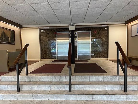 3rd image of 120 Huntington Tpke Unit 508