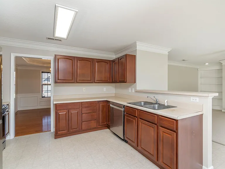1418 Caribou Ln — Photo 9