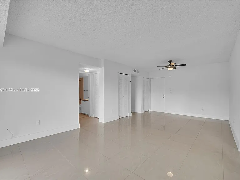 8260 SW 210th St #201 — Photo 10