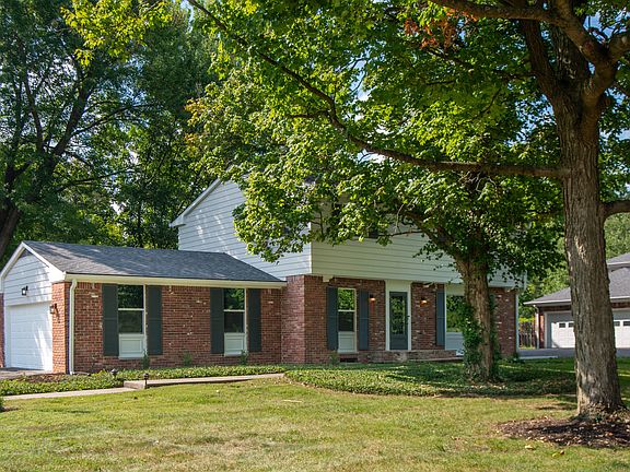 3rd image of 5454 Hawthorne Dr