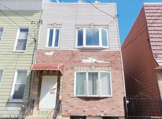 559 Fairview Ave, Ridgewood, NY 11385