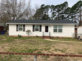 1060 Revere St, Fayetteville, NC 28304