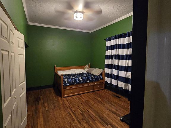 5th image of 4364 Deering St
