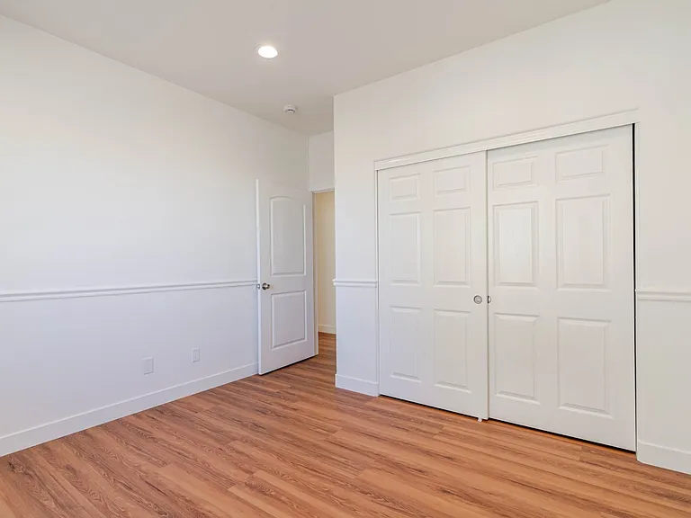 5059 Keston Dr — Photo 31