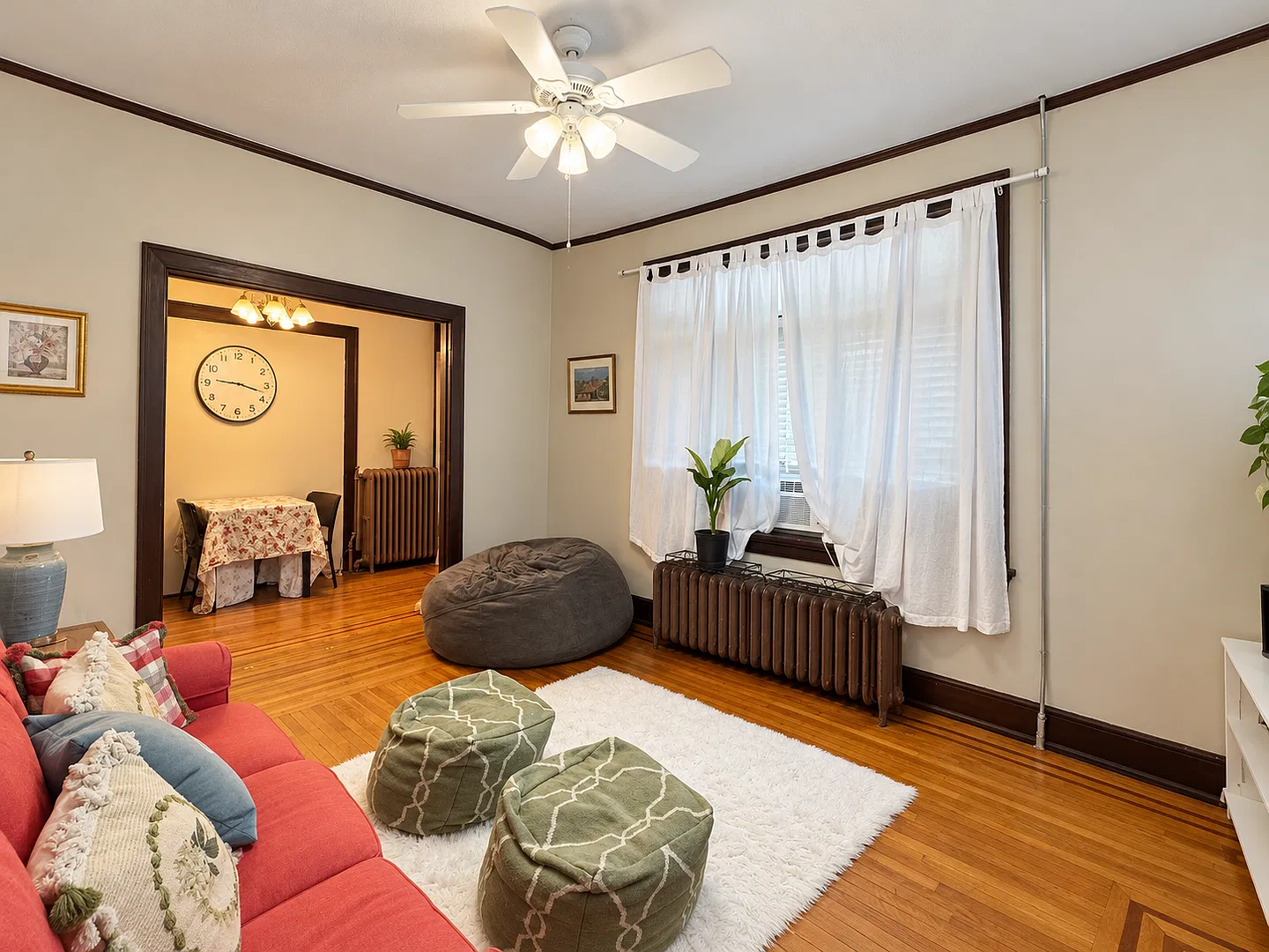 3 Bed/1 Bath on McMillan Directly Across From UC Main Campus Only $795/pp ($2385/mo) — Photo 4