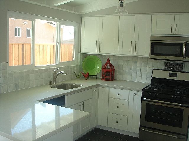1st image of 1081 Candlewood Ave