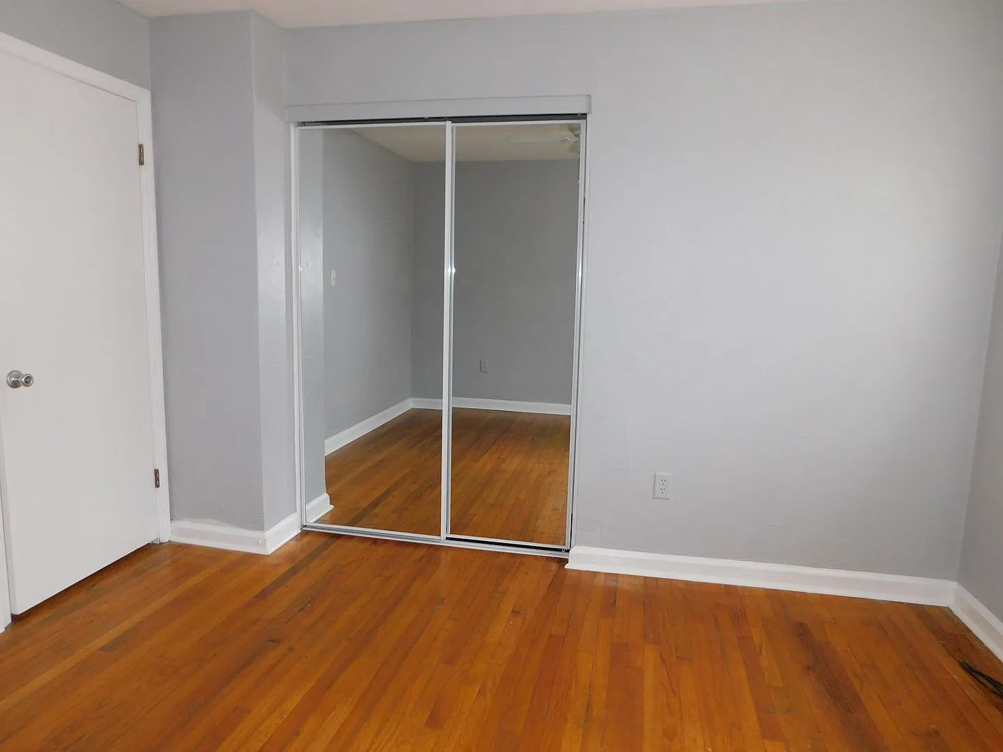 Free August & September Rent! Walk To Westside Park! — Photo 4