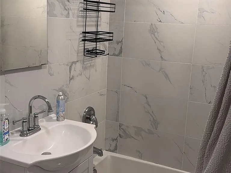 172 Jules Dr — Photo 5