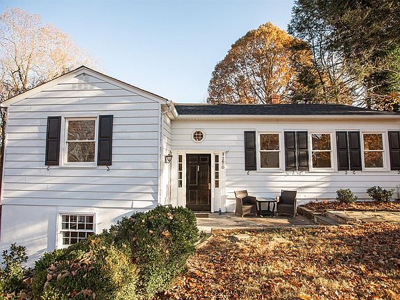 4th image of 3610 Plymouth Pl