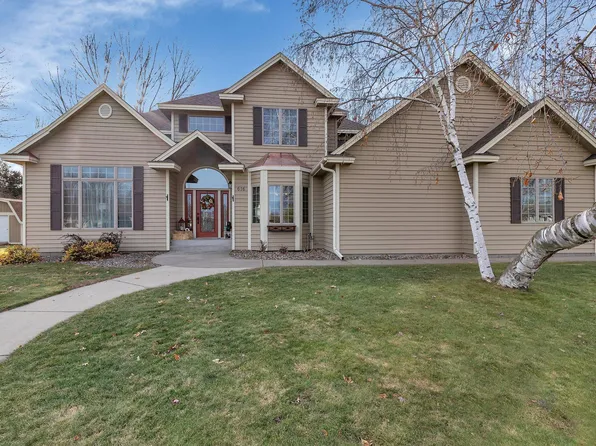 616 14th St N, Sartell, MN 56377